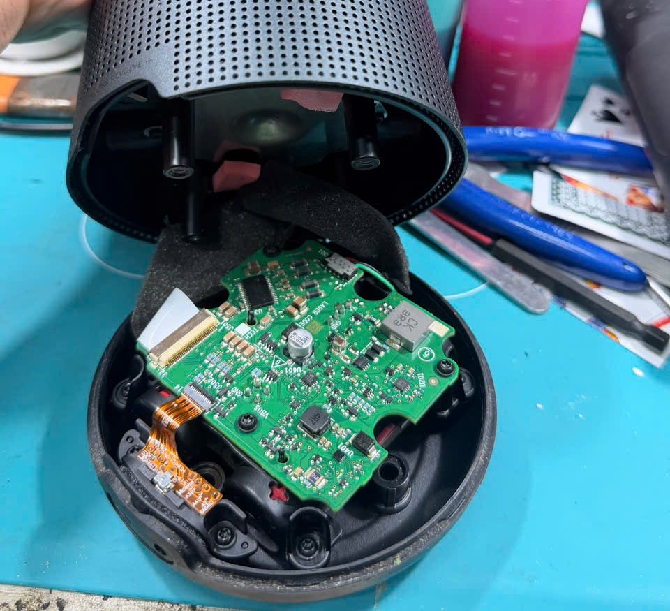 Sửa loa Bose Revolve -sualoasaigon